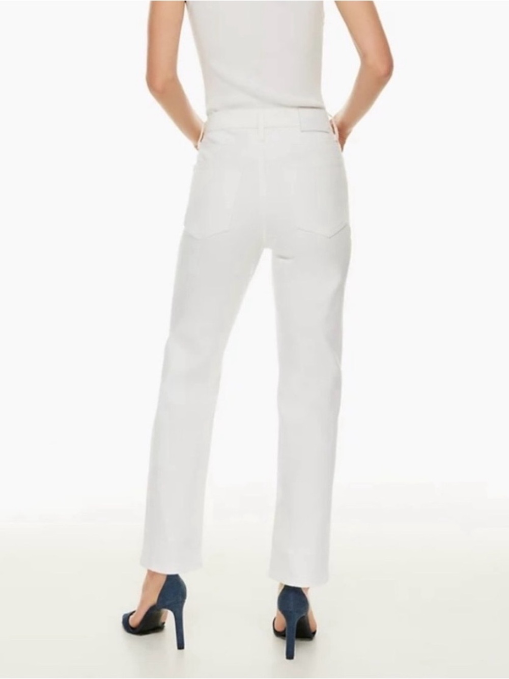 The Arlo High Rise Straight Jeans
Never worn - Picture 3 of 8